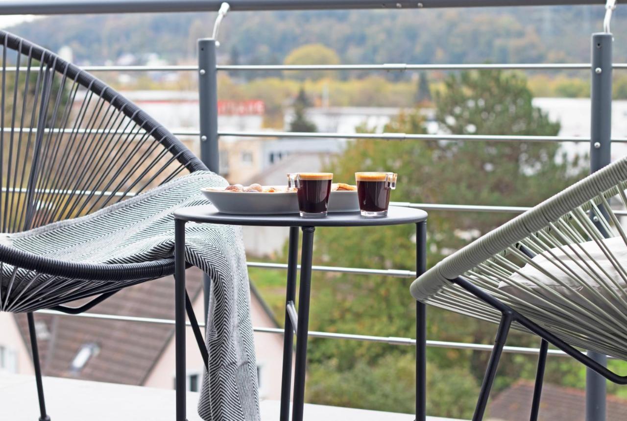 BlackNCozy - Design Appartement mit Boxspringbett und Balkon Lörrach Exterior foto